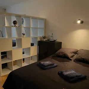  Apartment Modern Studio In With Garden Near Sea